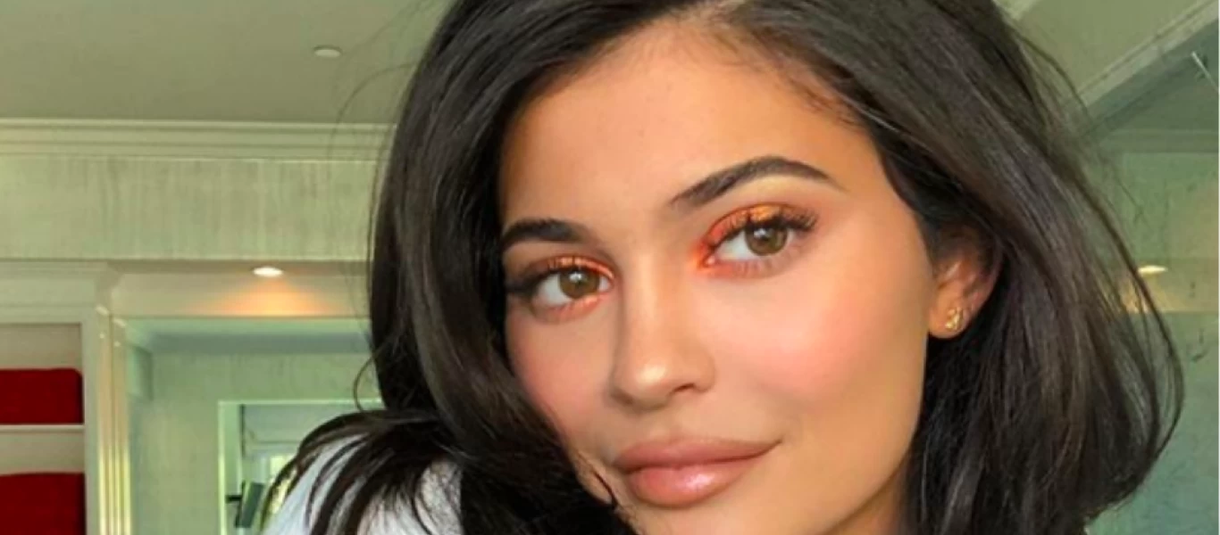 Κάιλι Τζένερ: Κάνει έκκληση για τα ζώα στην Αυστραλία με γούνα μινκ (φώτο)